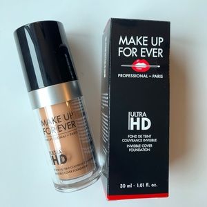 Make up forever foundation✨